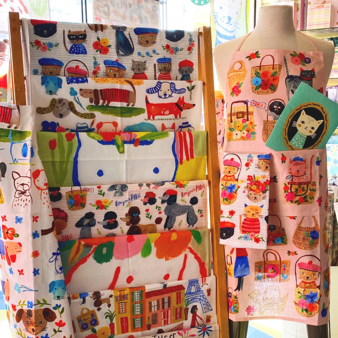 Dish Towels & Aprons Dish Towels & Aprons